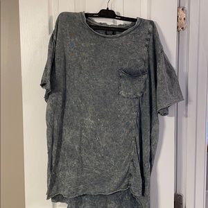 Pale green/blue soft tshirt